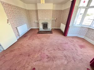 Dining room- click for photo gallery